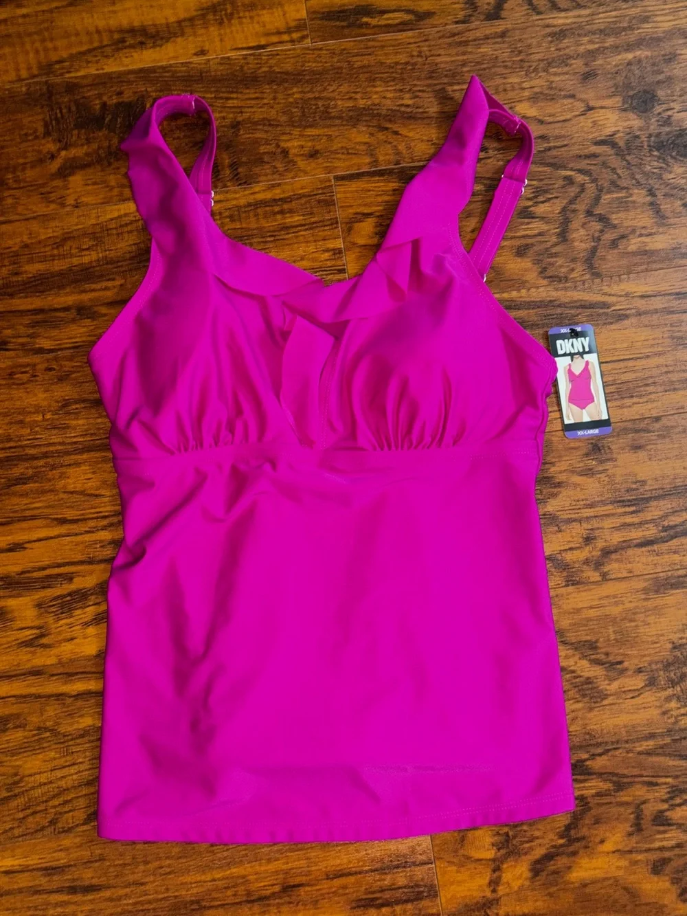 DKNY NWT Bright Fuchsia Tankini Women’s XXL Ruffled Padded V-Neck Swim Tank Top